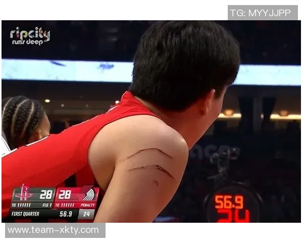 杨瀚森选择防守策略未上抢库里致其射术大放异彩